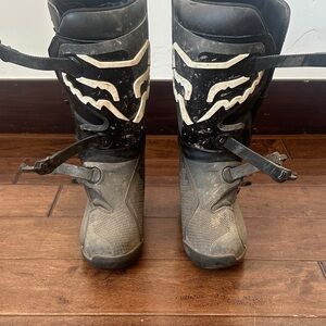 Fox Black and White Women's Boots